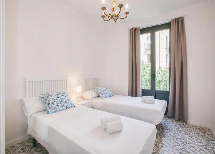 Flateli Rambla 5 2-1 شقة خيرونا
