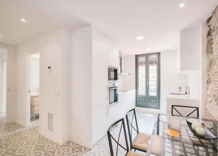 Flateli Rambla 5 2-1 خيرونا