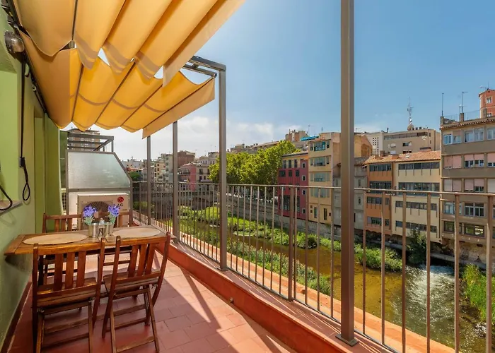 Flateli Rambla 5 2-1 خيرونا